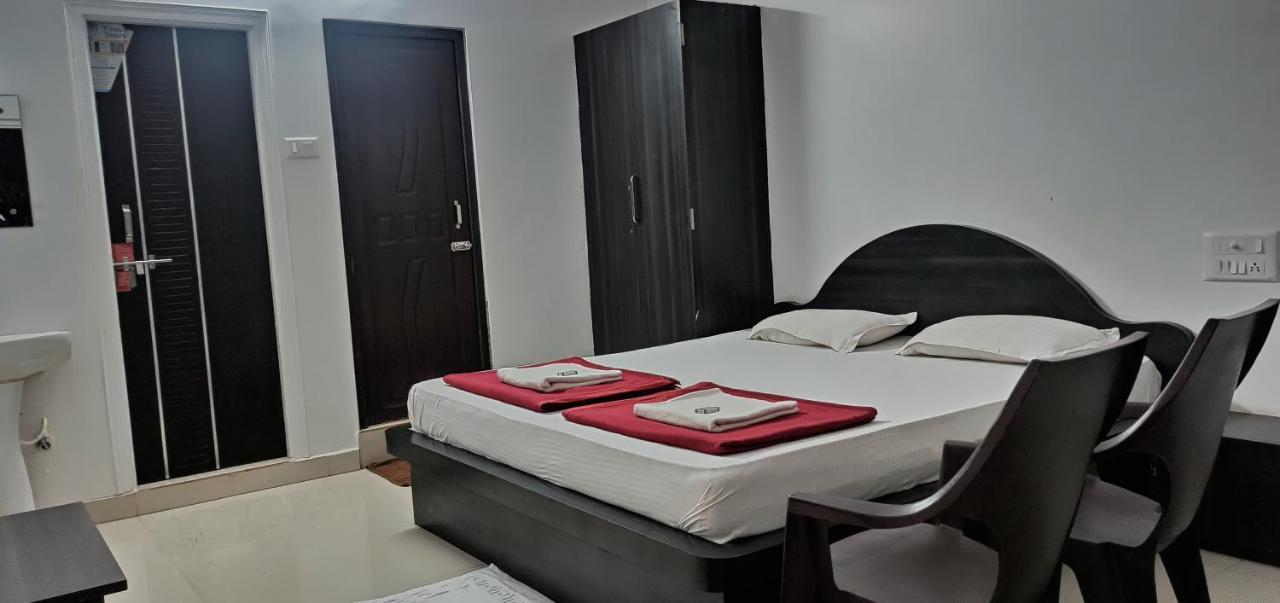 Hotel Gananjaya Gokarna  Eksteriør billede